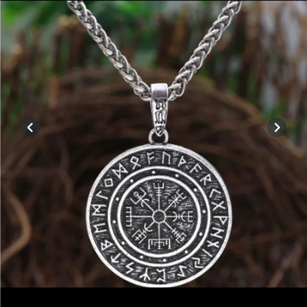 Viking pendant. Nwot chain included
